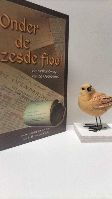 Kooij, A. van der v.d.m.; Onder de zesde fiool  beschikbaar voor biedingen