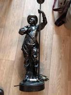 Beeld ridder met lamp groot 90 centimeter, Verzamelen, Beelden en Beeldjes, Ophalen of Verzenden, Zo goed als nieuw