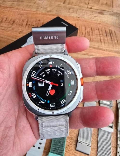 Samsung Galaxy Watch Ultra 2025 met bon en LTE, Telecommunicatie, Mobiele telefoons | Samsung, Zo goed als nieuw, Overige modellen