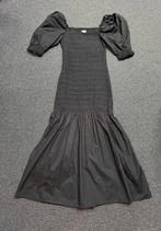 Nieuwe lange zwarte jurk met pofmouwen maat S 36/38, Zwart, Nieuw, Ophalen of Verzenden, Maat 36 (S)