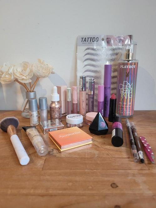 24 stuks drugstore make-upjes, van alles wat!, Sieraden, Tassen en Uiterlijk, Uiterlijk | Cosmetica en Make-up, Nieuw, Make-up