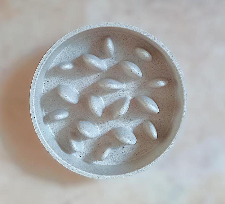 Flamingo slow feeder met bamboe 410 ml - 15x4 cm - hond, Dieren en Toebehoren, Hondenvoerbakken en Drinkbakken, Nieuw, Anti-schrok