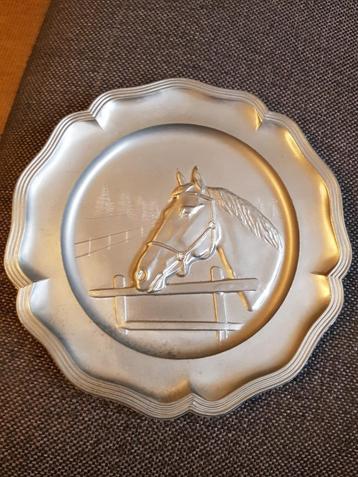 Tinnen wandbord met paardenhoofd (vintage) beschikbaar voor biedingen