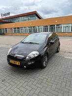Fiat Punto 1.3 Multijet 62KW 3DR 2010 Zwart, Auto's, Voorwielaandrijving, Euro 5, 4 cilinders, 400 kg