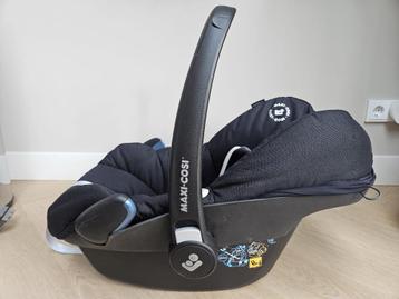 Maxi Cosi Pebble Pro i- size  + Isofix beschikbaar voor biedingen