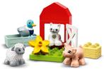 Lego Duplo 10949 Boerderijdieren verzorgen (ZGAN) 2+, Ophalen of Verzenden, Zo goed als nieuw, Complete set, Duplo