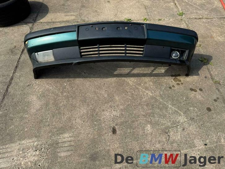 Voorbumper groen BMW 5-serie E34 51119066753, Auto-onderdelen, Carrosserie en Plaatwerk, Bumper, BMW, Voor, Gebruikt, Ophalen of Verzenden