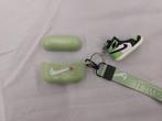 Airpods Hoesje Nike Air Jordan 1 Off-White Lichtgroen Pro, Nieuw, Ophalen of Verzenden, In gehoorgang (in-ear), Bluetooth