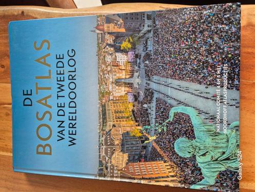 Redactie Bosatlas - De Bosatlas van de Tweede Wereldoorlog, Boeken, Atlassen en Landkaarten, Zo goed als nieuw, Bosatlas, Nederland
