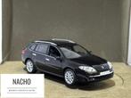 Renault Laguna Grand Tour 2010 | Norev | schaal 1:43, Hobby en Vrije tijd, Ophalen of Verzenden, Zo goed als nieuw, Auto, Norev
