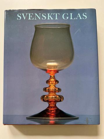 Svenskt glas / Zweeds glas boek beschikbaar voor biedingen