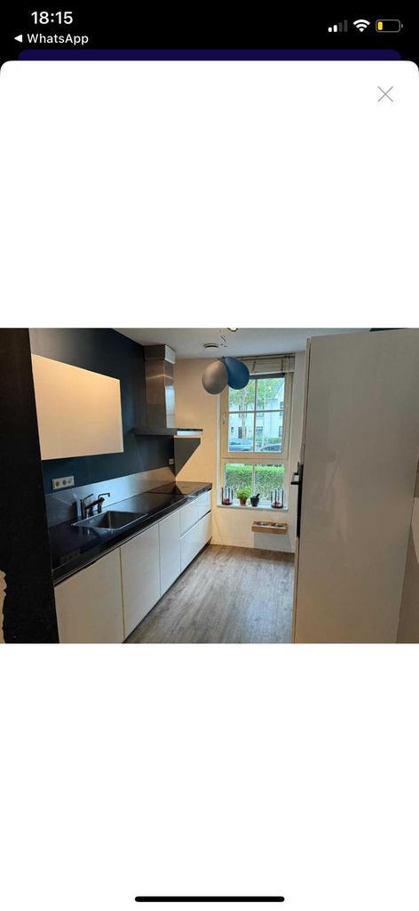 Keuken, Huis en Inrichting, Keuken | Complete keukens, Gebruikt, Overige typen, Wit, Composiet, Hoogglans of Gelakt, Ophalen