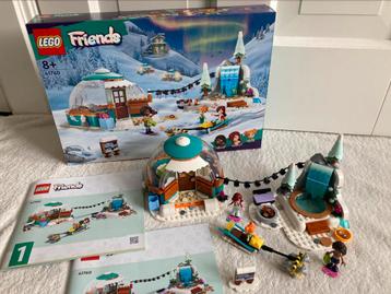 IN NIEUWSTAAT Lego Friends 41760 Igloo Holiday Adventure beschikbaar voor biedingen