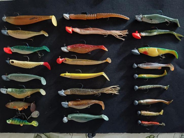 Kunstaas 25 div. shads met jigheads ook bekende merken, Watersport en Boten, Hengelsport | Roofvissen, Nieuw, Complete set, Ophalen of Verzenden