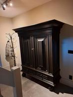 Mooie oude zwarte brocante kast 182x165x59 cm, Antiek en Kunst, Antiek | Meubels | Kasten, Ophalen