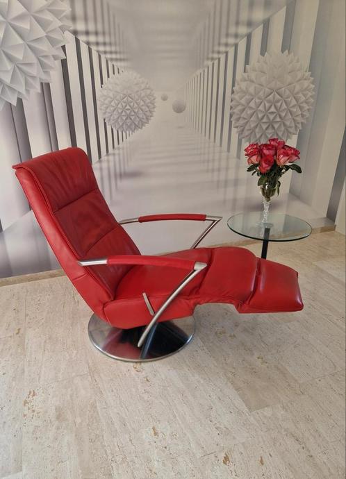 Luxe, design, draai relax fauteuil. Merk TOPFORM. Leer., Huis en Inrichting, Fauteuils, Zo goed als nieuw, Leer, 50 tot 75 cm
