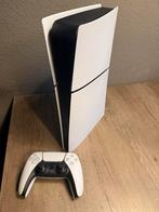 PlayStation 5 slim inclusief controller en oplaadstation, Spelcomputers en Games, Spelcomputers | Sony PlayStation 5, Ophalen of Verzenden