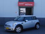 Mini Mini 1.6 Cooper airco LM isofix, Auto's, Mini, Voorwielaandrijving, Gebruikt, 750 kg, 4 cilinders