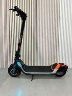 Segway-Ninebot P65e step bijna nieuw met nfc, app, tot 40kmh, Fietsen en Brommers, Steps, Ophalen of Verzenden, Zo goed als nieuw