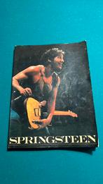Bruce Springsteen biografie/muziekboek, Ophalen of Verzenden, Zo goed als nieuw, Artiest