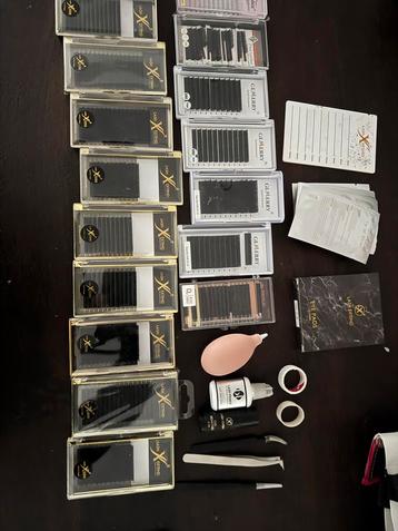 Lash Extend & Gemerry Wimpers Set beschikbaar voor biedingen