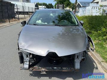 2016 RENAULT CLIO 4 Onderdelen GRIJS TEKNG Demontage beschikbaar voor biedingen