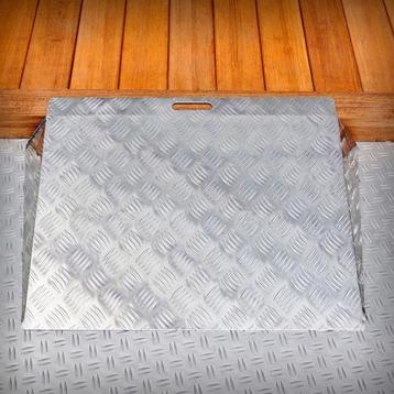 Drempelhulp, drempelverlager lang 3 - 6 cm beschikbaar voor biedingen