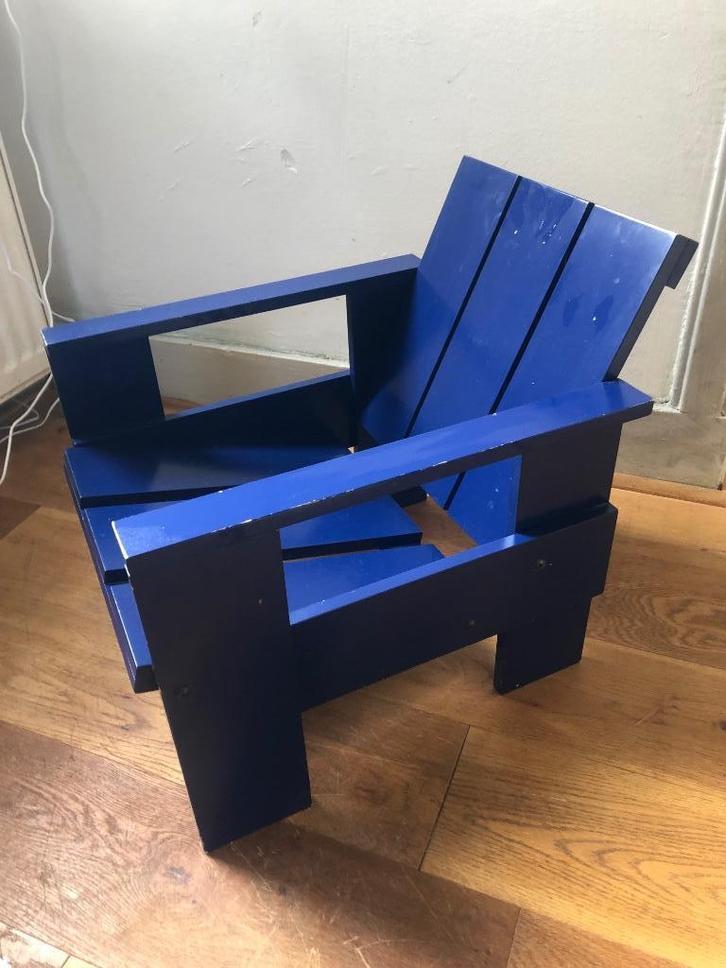 Rietveld Kratstoel Laag model 2/3 Rietveld by Rietveld, Antiek en Kunst, Antiek | Meubels | Stoelen en Banken, Ophalen