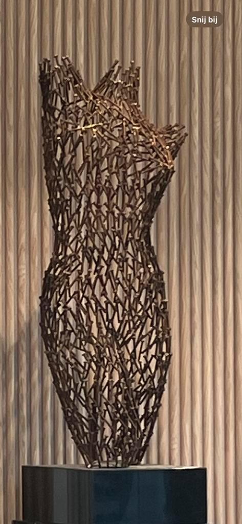 Kunst sculptuur metaal 1,50 m vrouwen torso ,, Antiek en Kunst, Kunst | Designobjecten, Ophalen of Verzenden