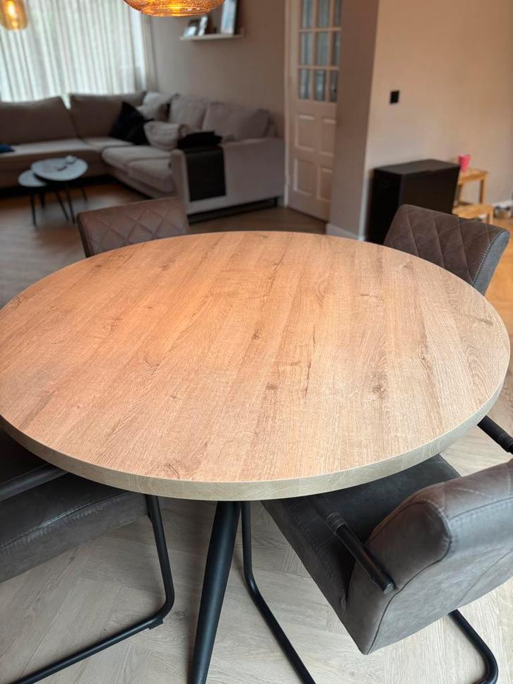 Ronde licht eiken eettafel, Huis en Inrichting, Tafels | Eettafels, Zo goed als nieuw, 100 tot 150 cm, Rond, Ophalen
