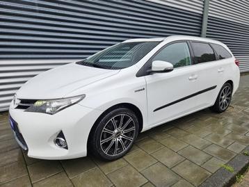 Toyota Auris 1.8 Hybrid Lease Top 5 editie NAP clima navigat beschikbaar voor biedingen
