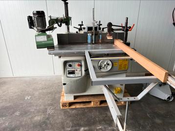 Sicar freesmachine met pentafel, roltafel beschikbaar voor biedingen