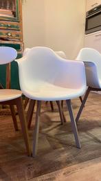 5x witte stoelen gratis af te halen!, Huis en Inrichting, Ophalen, Gebruikt, Wit, Vijf, Zes of meer stoelen