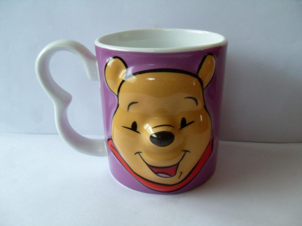 Winnie De poeh Mok Beker Disney Winnie The Pooh, Ophalen of Verzenden, Winnie de Poeh of vrienden, Zo goed als nieuw, Servies