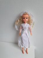 Bruidsjurk met sluiers voor sindy barbie en fleur excl pop, Verzamelen, Poppen, Ophalen of Verzenden, Gebruikt, Kleertjes