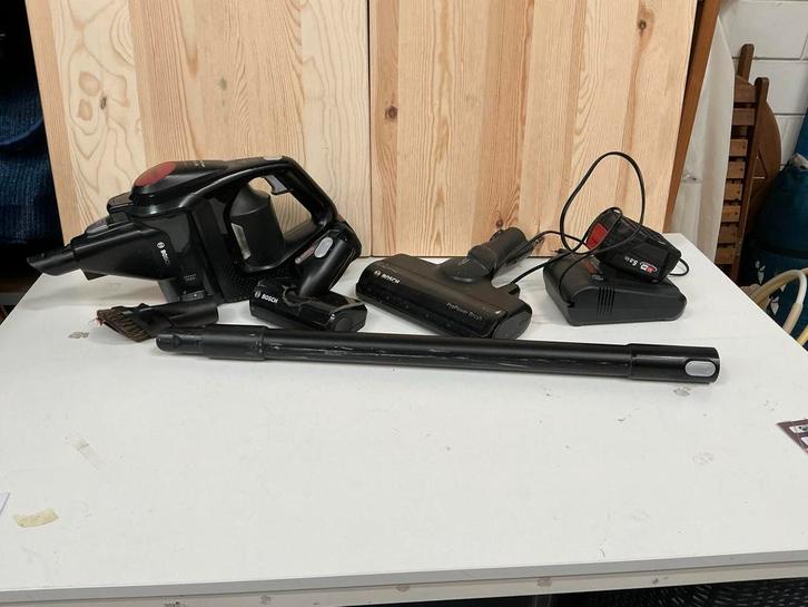 Bosch Steelstofzuiger Serie 8 - Gebruikt.WD-026, Witgoed en Apparatuur, Stofzuigers, Gebruikt, Stofzuiger, Minder dan 1200 watt