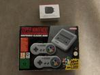 Nintendo Classic Mini: Super Nintendo Entertainment System, Spelcomputers en Games, Spelcomputers | Nintendo Super NES, Ophalen