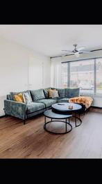 Mooie en erg fijn zittende urban sofa hoekbank! (ZGAN), Huis en Inrichting, Banken | Bankstellen, Ophalen, Zo goed als nieuw, Vierpersoons of meer