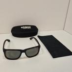 Ray-Ban Justin RB4165 in Nette Staat, Ray-Ban, Zo goed als nieuw, Support@rayban.com, Luxottica Group, 2 Via S. Marco
Milan 20121
Italy