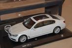 1:18 BMW 750 LI mineral white Paragon dealer edition WRH, Hobby en Vrije tijd, Modelauto's | 1:18, Verzenden, Zo goed als nieuw