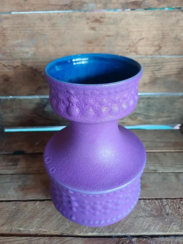 Vintage Modica Gouda vaas paars, Huis en Inrichting, Woonaccessoires | Vazen, Zo goed als nieuw, Blauw, Minder dan 50 cm, Aardewerk of Porselein