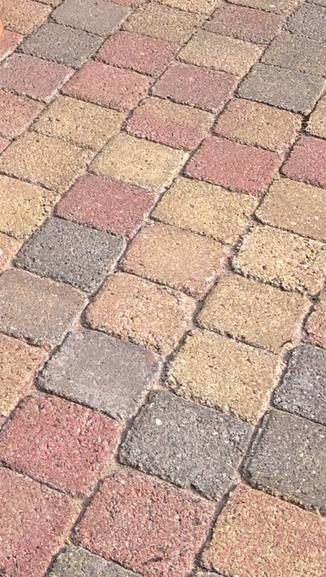 Gratis steentjes 4,75m2 - 10x10x6cm, Tuin en Terras, Tegels en Klinkers, Gebruikt, Klinkers, Beton, Minder dan 5 m², Ophalen