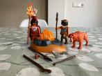 Playmobil Holbewoners met LED kampvuur en sabeltandtijger, Kinderen en Baby's, Speelgoed | Playmobil, Ophalen of Verzenden, Zo goed als nieuw