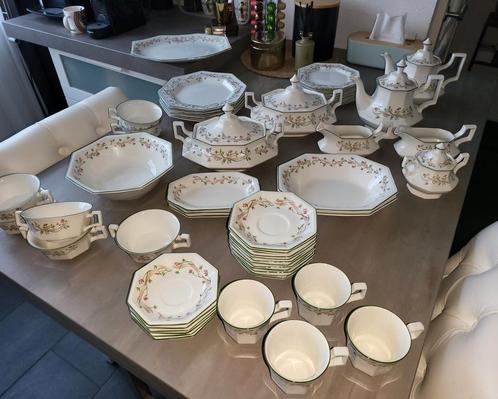 Johnson Brothers servies, Antiek en Kunst, Antiek | Servies compleet, Ophalen of Verzenden