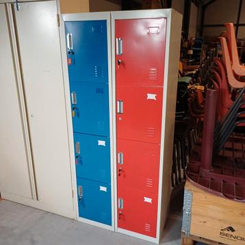 2 x lockerkast lockers 4 deurs kasten  beschikbaar voor biedingen