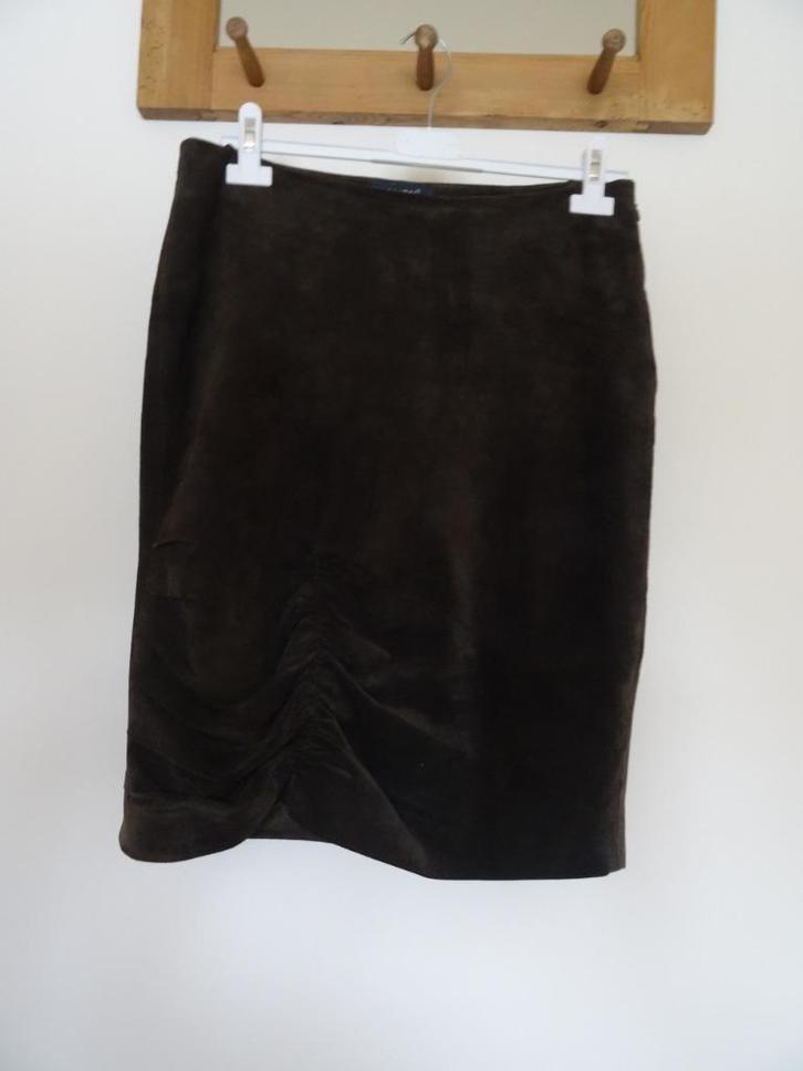 Mark by Pauw bruin suede rok mt 38, Kleding | Dames, Rokken, Zo goed als nieuw, Maat 38/40 (M), Bruin, Knielengte, Verzenden