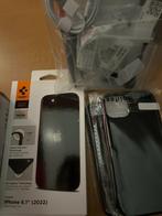 iPhone 4 hoesjes , oplader en schoonmaak kit, Nieuw, Ophalen of Verzenden