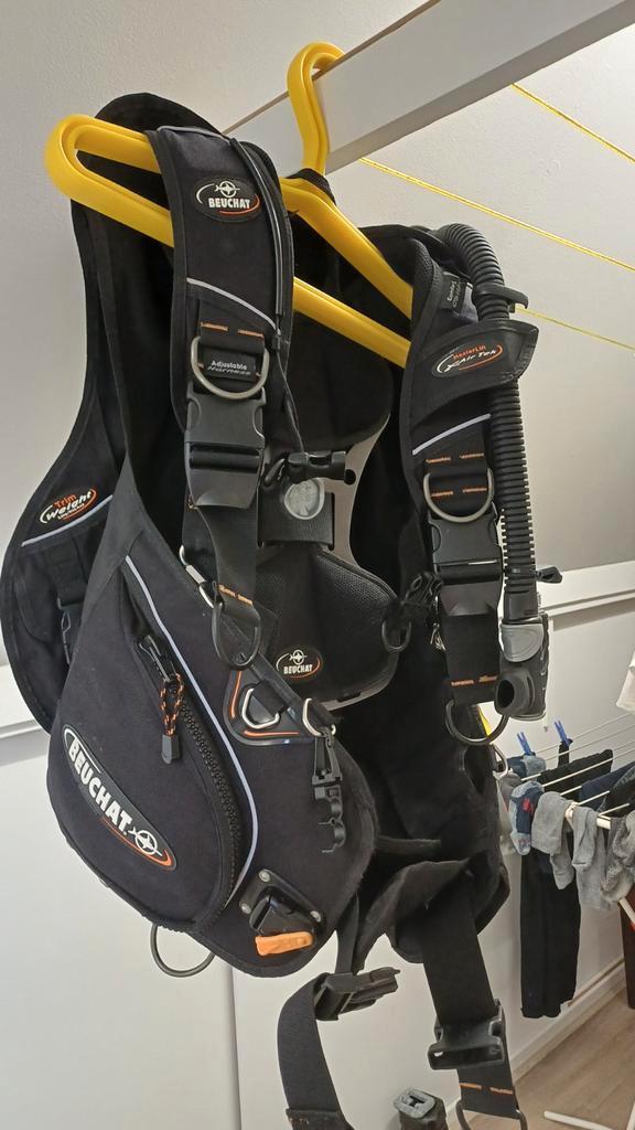 Complete Duikuitrusting - Beuchat ademautomaat., Watersport en Boten, Duiken, Gebruikt, Trimvest of Wing, Ophalen