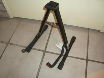 Gitaar standaard akoest. (bas) gitaren (nieuw, 20221909) beschikbaar voor biedingen