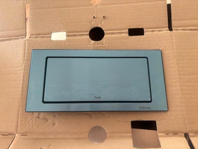 Evoline backflip RVS stopcontact, Doe-het-zelf en Verbouw, Elektra en Kabels, Nieuw, Stopcontact, Ophalen of Verzenden